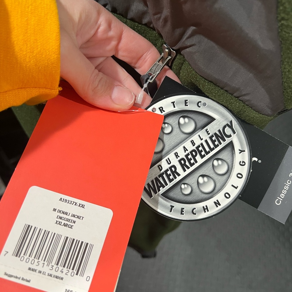 The North Face Men’s Denali Jacket - Picture 5 of 5